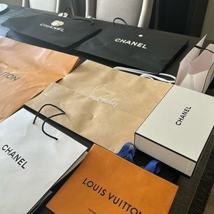 Authentic Designer Shopping Bags/Boxes